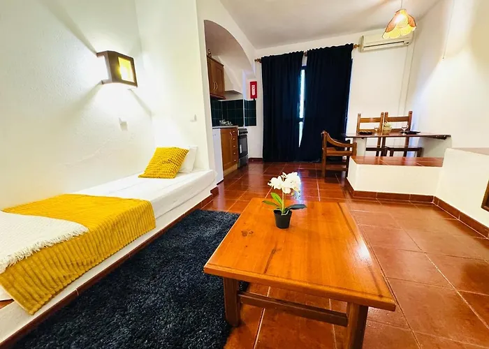 Nova * 阿尔布费拉